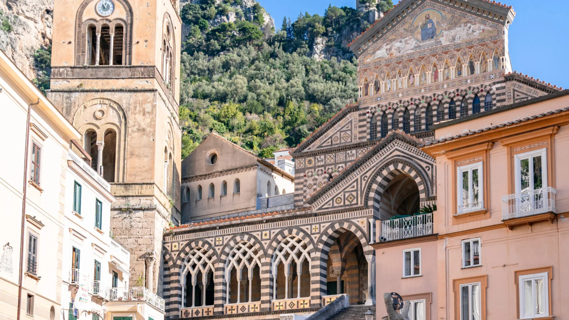 Amalfi — S.Agata sui due Golfi () (Campania)